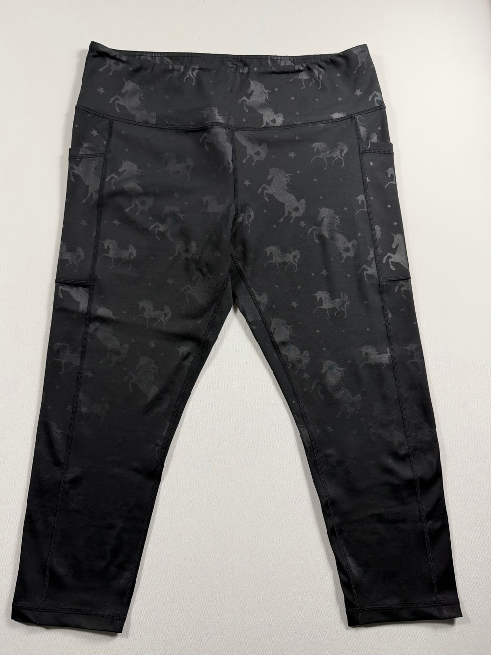 CVG Darkmare Horse Unicorn Capri Leggings XL High Rise Pockets Equestrian